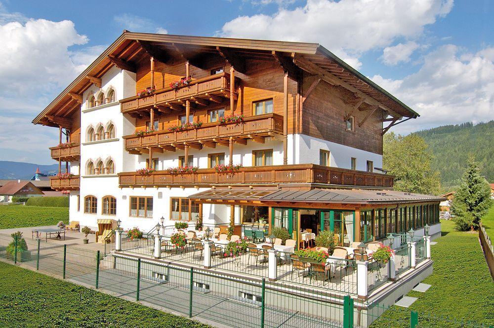 Alpines Gourmet Hotel Montanara Flachau Dış mekan fotoğraf